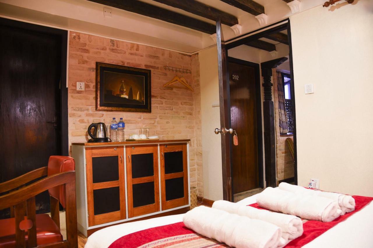 Nepal Pavilion Inn Катманду Екстериор снимка